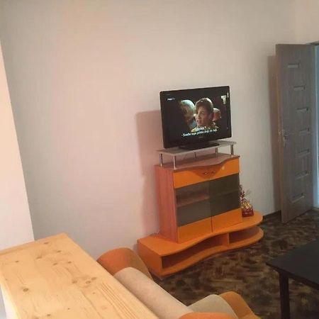 Ferienwohnung Apartament Marian Orşova Exterior foto